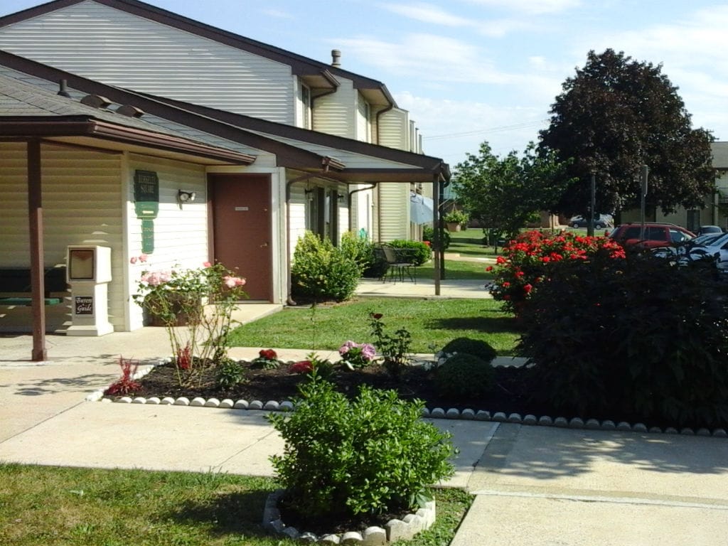 Photo of BERKELEY SQUARE APTS. Affordable housing located at 154 JENNINGS DR MARTINSBURG, WV 25404