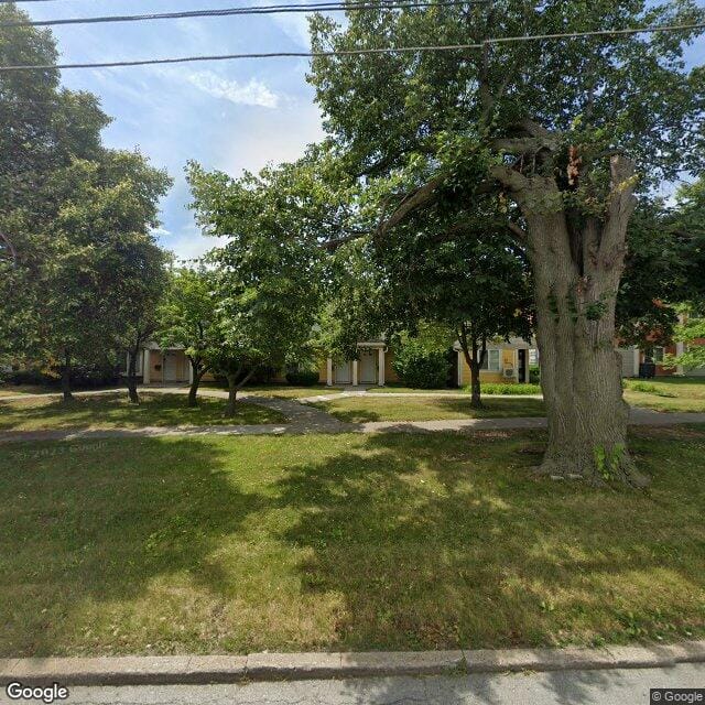 Photo of STEWART PARK TOWNHOUSES at 404 E 14TH CT DES MOINES, IA 50316