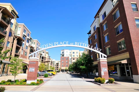 Photo of CAMBRIDGE APARTMENTS. Affordable housing located at 13030 LINDEN AVE N SEATTLE, WA 98133