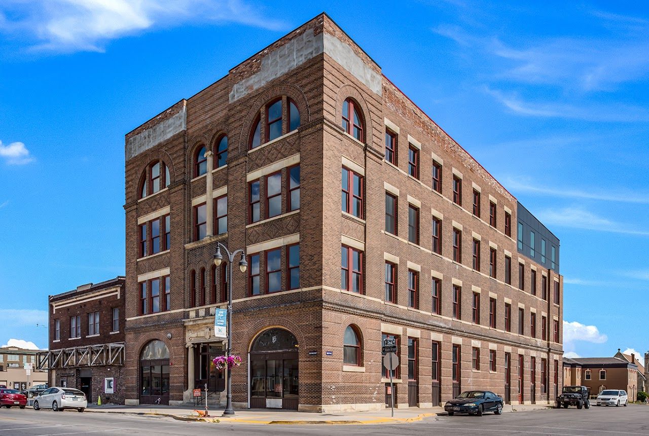 Photo of MARSHALLTOWN SENIOR RESIDENCES at 201 E MAIN ST MARSHALLTOWN, IA 50158