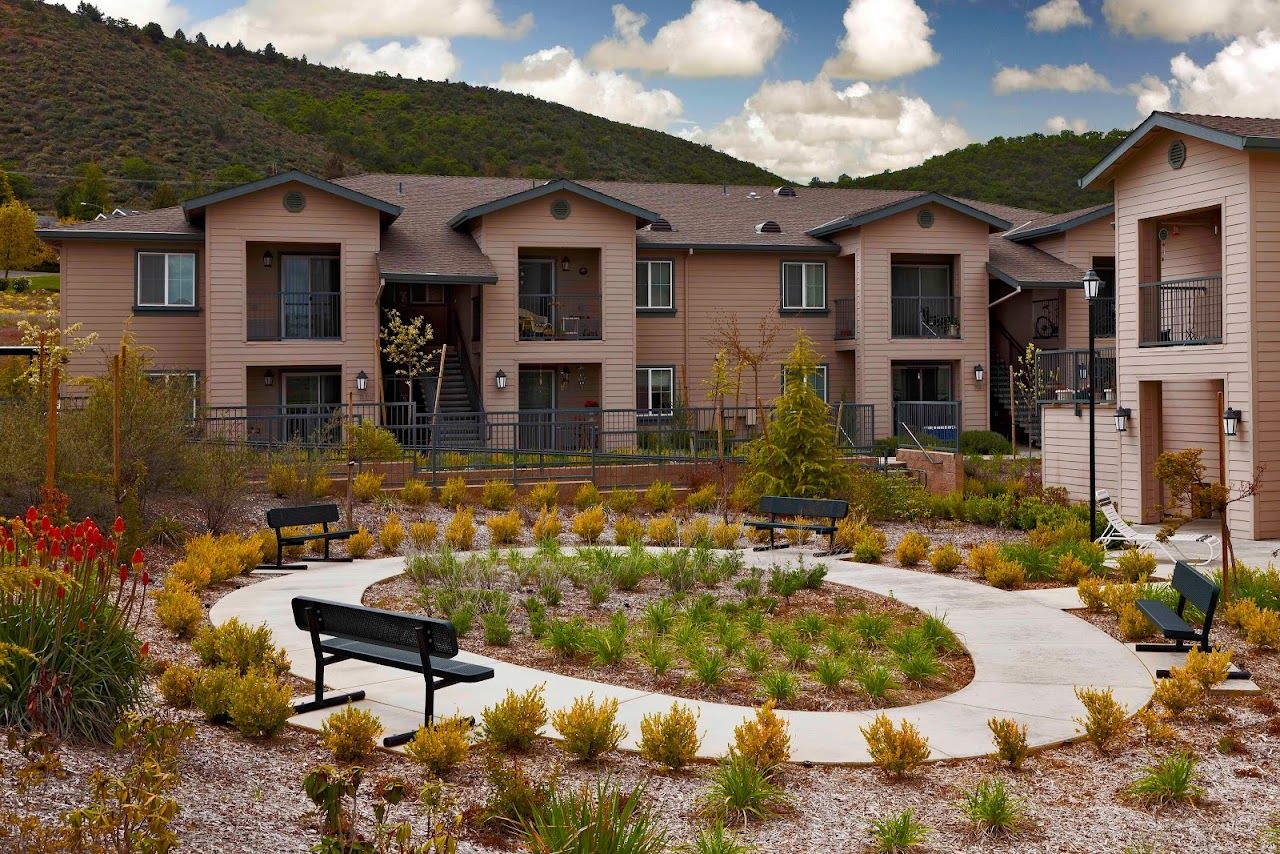 Photo of EMERALD POINTE APT HOMES at 450 N FOOTHILL DR YREKA, CA 96097