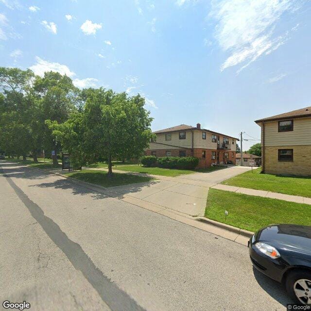 Photo of Pine Pointe Apartments at 209 Hinman Ave Waukesha, WI 53186