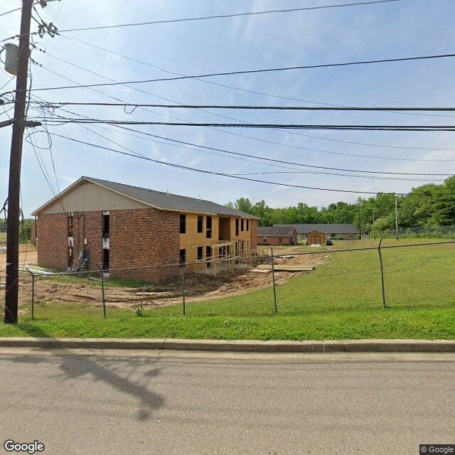 Photo of BROADMOOR APARTMENTS at 124 OAK STREET BYHALIA, MS 38611