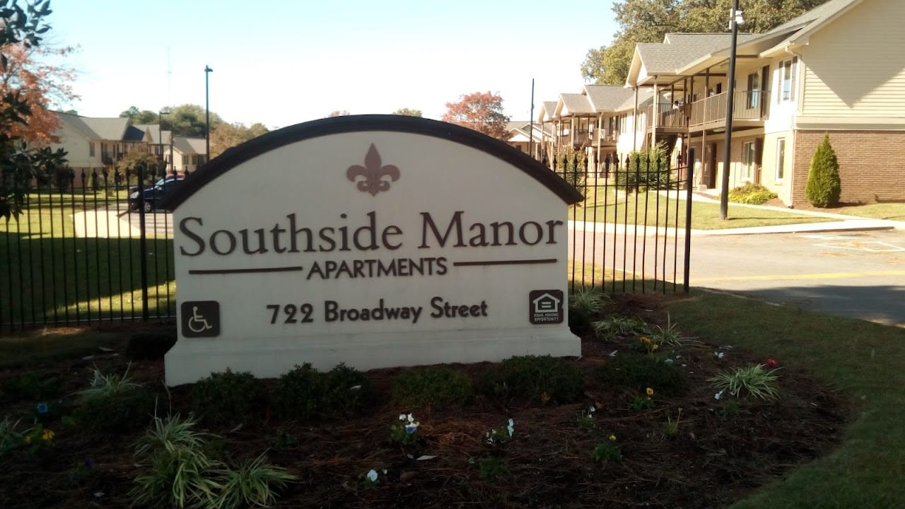 Photo of SOUTHSIDE MANOR at 722 BROADWAY STREET SOUTH FULTON, TN 38257