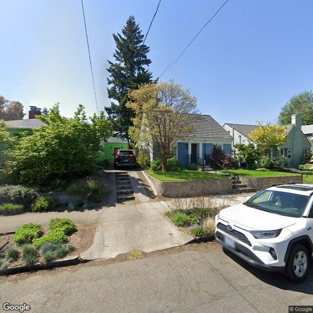 Photo of MAYBELLE CLARK MACDONALD CENTER at 605 NW COUCH ST PORTLAND, OR 97209
