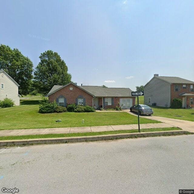 Photo of FARMINGTON MANOR. Affordable housing located at 300 HARVEST LN SHIPPENSBURG, PA 17257