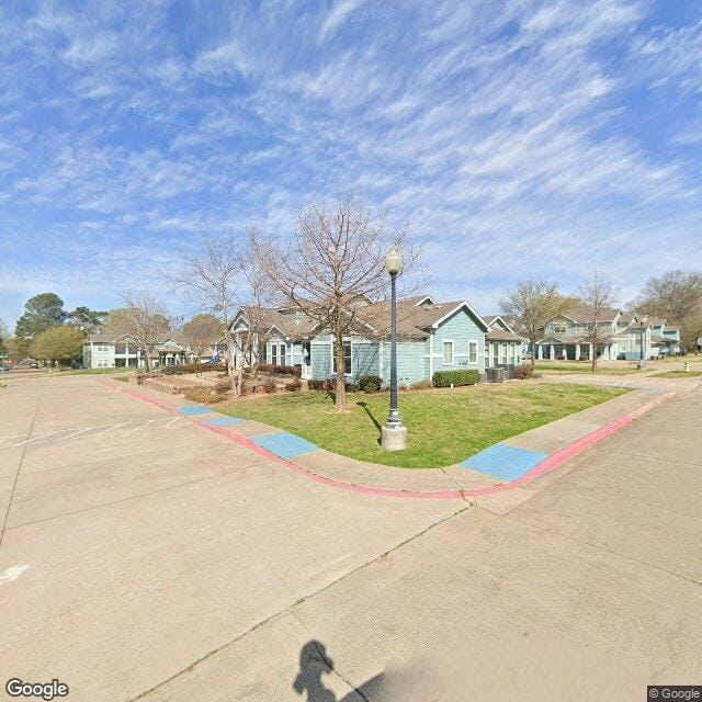 Photo of Oaks at Rosehill. Affordable housing located at 2100 W 12th St Texarkana, TX 75501