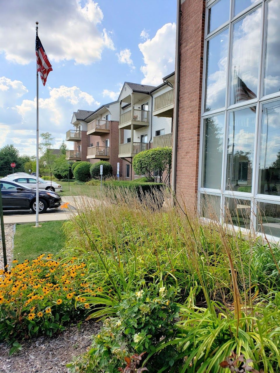 Photo of EMERALD VILLAGE. Affordable housing located at 150 W WISE RD SCHAUMBURG, IL 60193