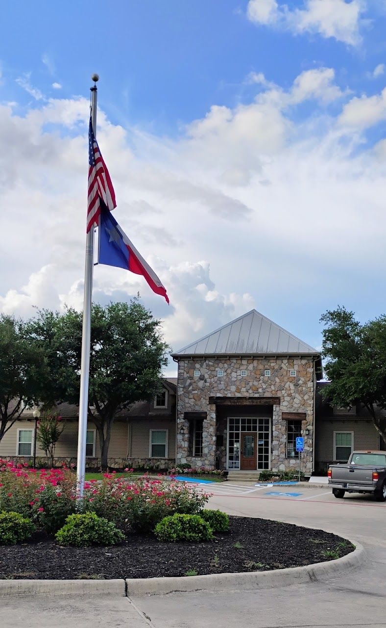Photo of The Lodge at Silverdale at 1300 Silverdale Dr Conroe, TX 77301