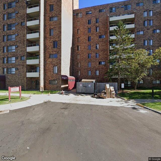 Photo of 920 ON THE PARK. Affordable housing located at 920 JOHN R RD TROY, MI 48083