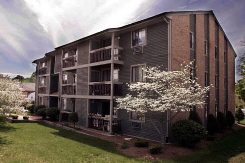 Photo of POND STREET APTS (WEYMOUTH) at 679 POND ST WEYMOUTH, MA 02190