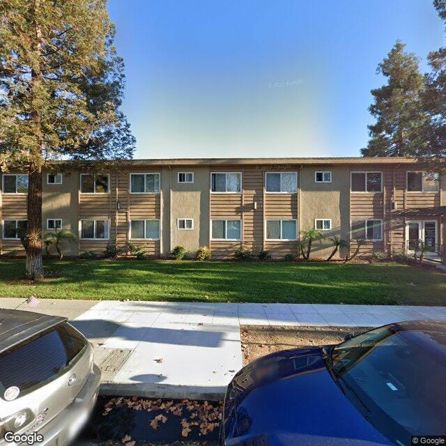 Photo of TAYLOR OAKS APTS at 2738 KOLLMAR DR SAN JOSE, CA 95127