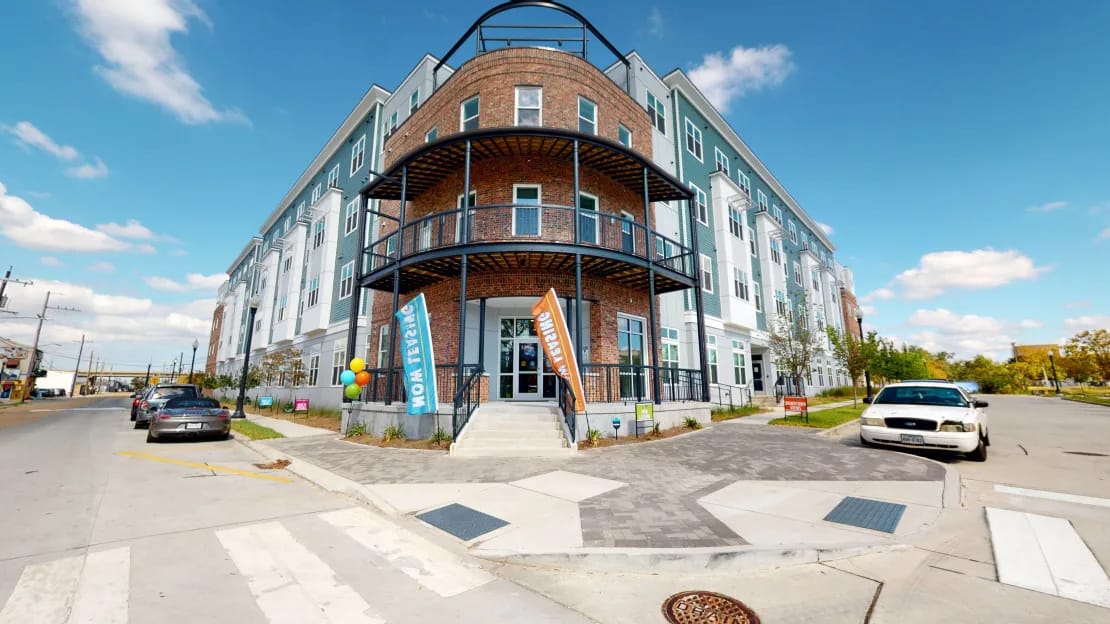 Photo of WINN DIXIE PHASE I at 1501 ST. LOUIS STREET NEW ORLEANS, LA 70112