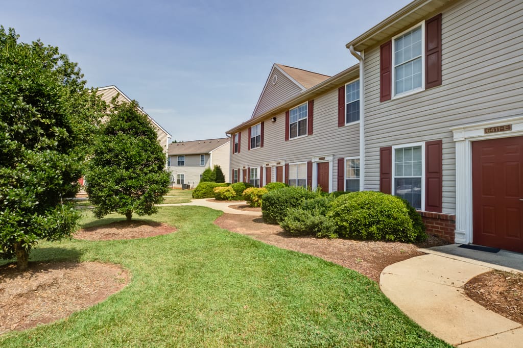 Photo of River Birch at Town Center. Affordable housing located at 2611 Torquay Xing Raleigh, NC 27616