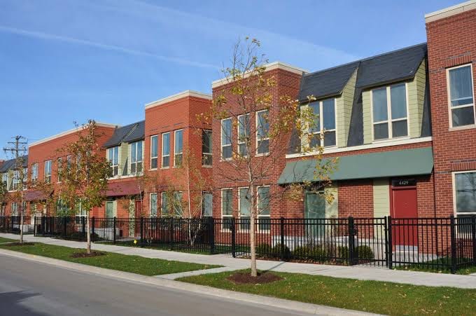 Photo of Abbott Square. Affordable housing located at 4520 S State St Chicago, IL 60609