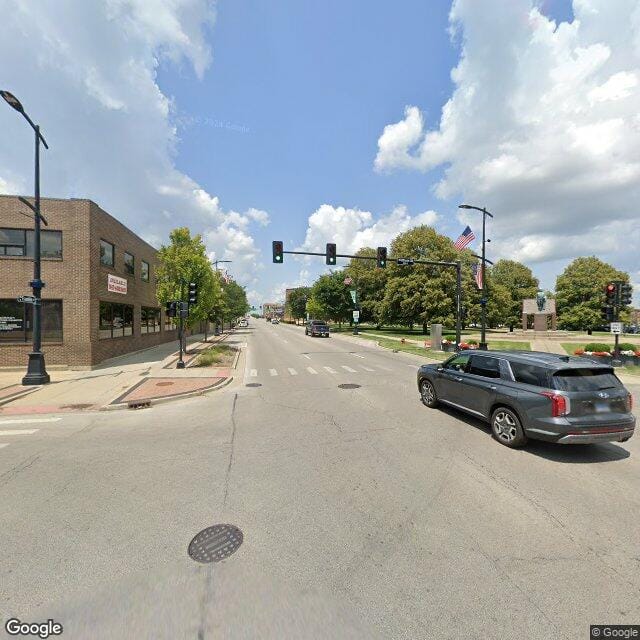 Photo of Southern Oaks Apartments at 1730-1760 S Fairview Ave Decatur, IL 62521