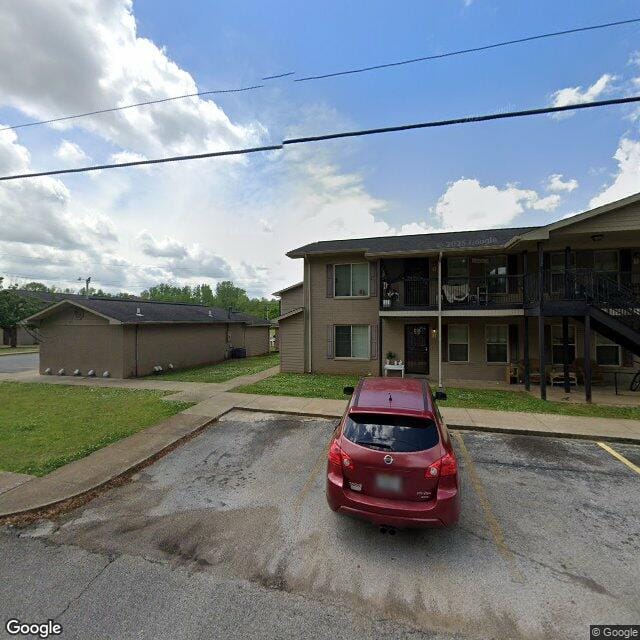Photo of Farmington Arms Apartments. Affordable housing located at 422-458 W Harris Cir Corinth, MS 38834