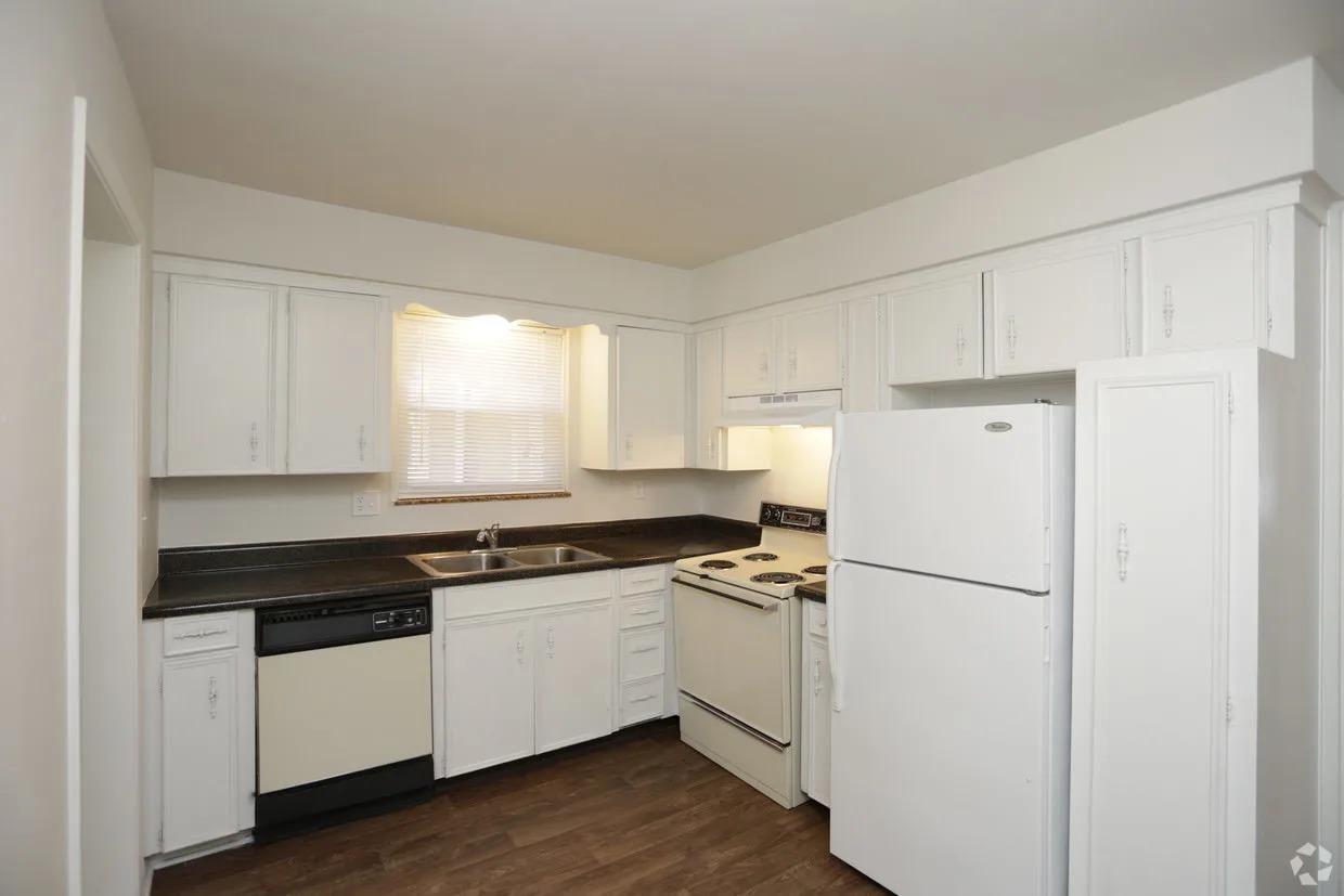 Photo of CANYON CREEK at S. WREATH AND OAKBROOK PLACE MANHATTAN, KS 66502