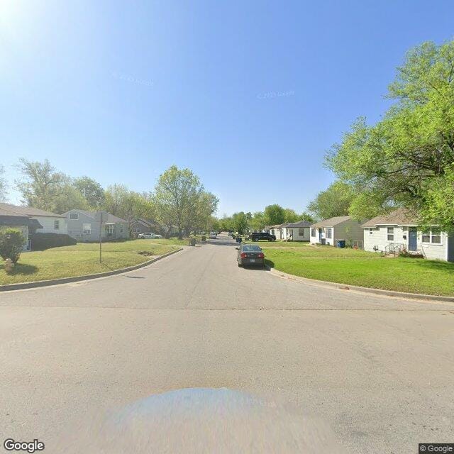 Photo of NEWTON PLAZA at 959 COUNTRY CLUB DR TULSA, OK 74127