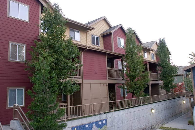 Photo of LOS JARDINES DE LA PAZ. Affordable housing located at 5530 NE 60TH AVE PORTLAND, OR 97218