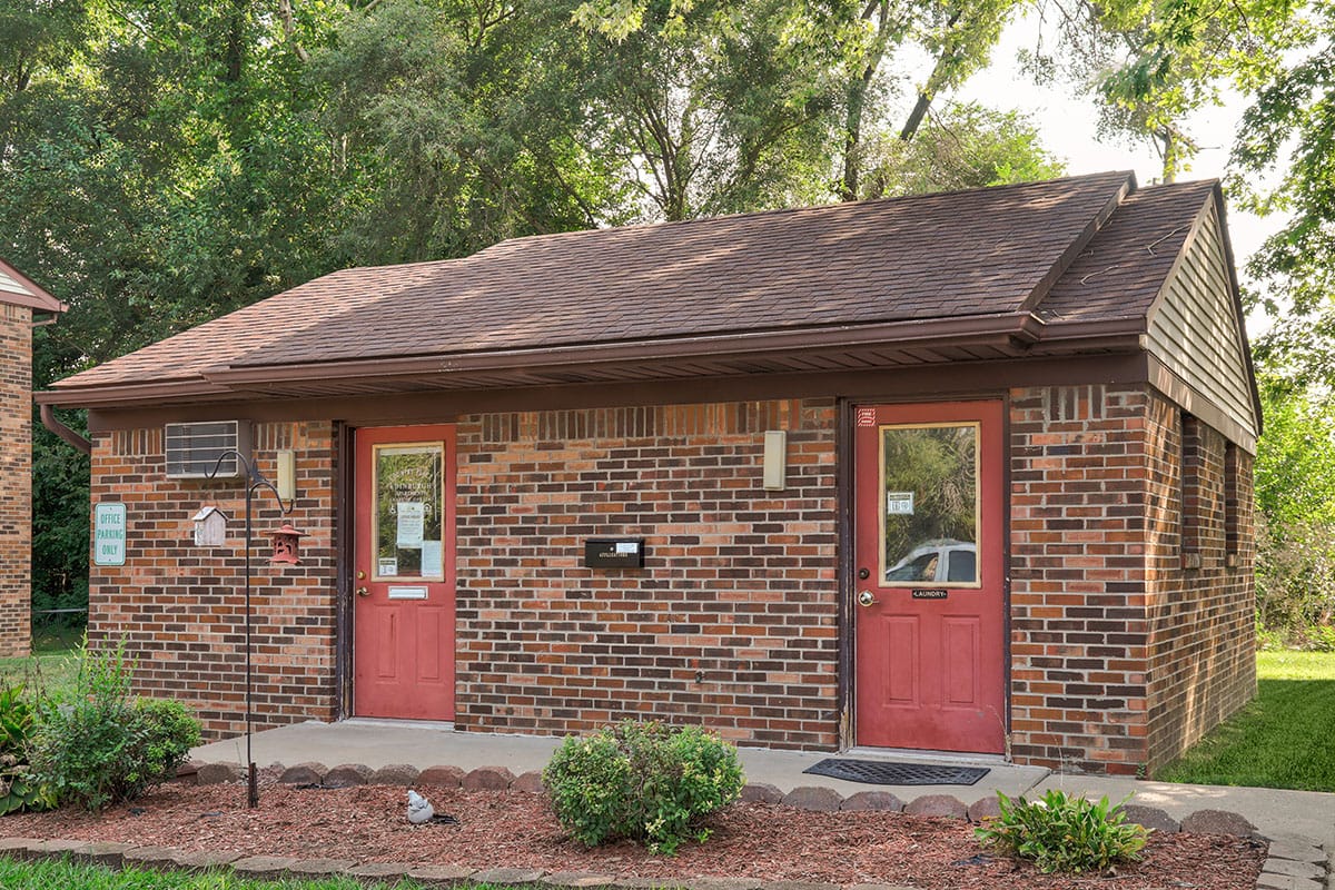 Photo of EDINBURGH COMMONS at 104 COUNTRY PLACE CIR EDINBURGH, IN 46124