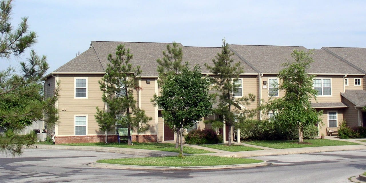 Photo of CAMBRIDGE COURT APTS at 1018 S BIRCH ST SAPULPA, OK 74066