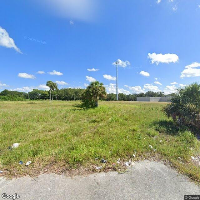 Photo of 52 at Park Apartments. Affordable housing located at 3225 W Colonial Dr Orlando, FL 32808