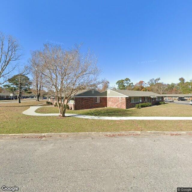 Photo of MARKET NORTH APARTMENTS. Affordable housing located at 111 DARLINGTON AVE WILMINGTON, NC 28403