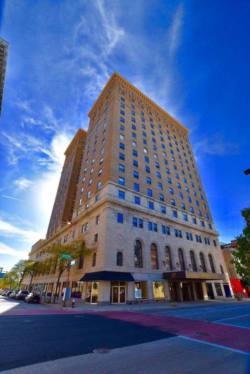 Photo of COMMODORE PERRY APTS at 505 JEFFERSON AVE TOLEDO, OH 43604