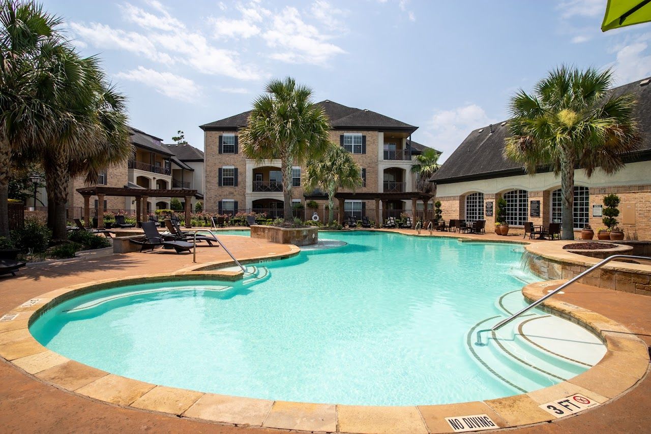 Photo of Tapestry at Woodland Hills. Affordable housing located at 19100 Woodland Hills Dr Atascocita, TX 77346