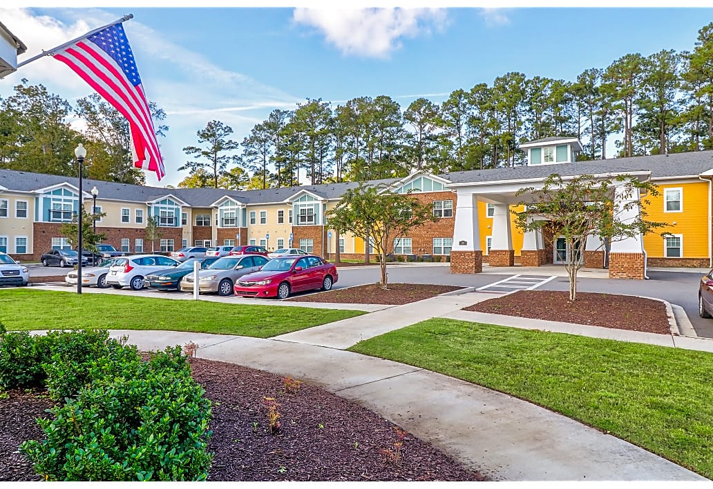 Photo of ASHLEIGH PLACE SENIOR APTS. Affordable housing located at 11 PLANTATION WAY RICHMOND HILL, GA 31324