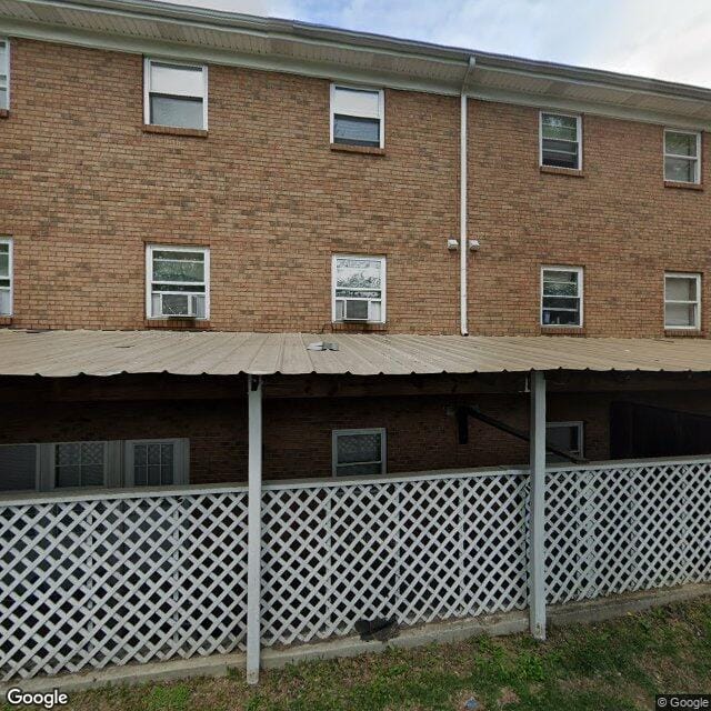 Photo of WILLOW CREEK MANOR APARTMENTS at OLD SHEPHERDSVILLE ROAD LOUISVILLE, KY 40218