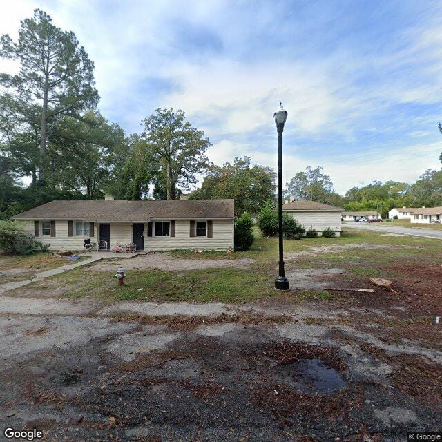 Photo of CHESTNUT COURT APTS (WAS DOUGLAS MANOR). Affordable housing located at 618 DOUGLAS ST CAMDEN, SC 29020