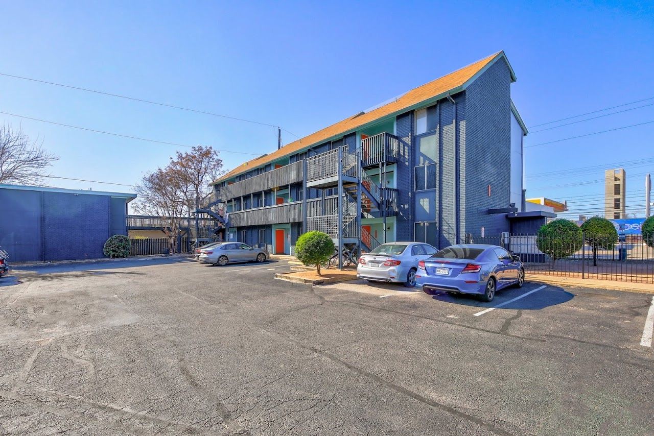 Photo of The Kelowna at 721 Lamar Pl Austin, TX 78752