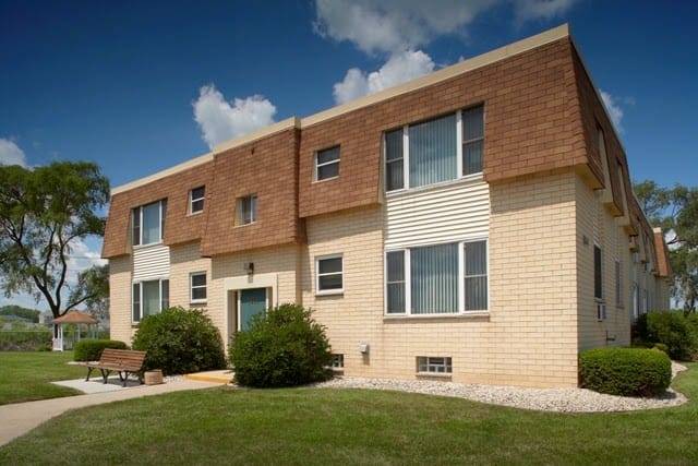 Photo of SAXONY MANOR. Affordable housing located at 1878 22ND AVE KENOSHA, WI 53140