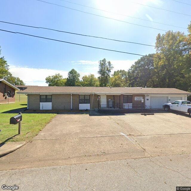 Photo of Huntingdon Housing Authority. Affordable housing located at 433 HILLCOURT Circle HUNTINGDON, TN 38344