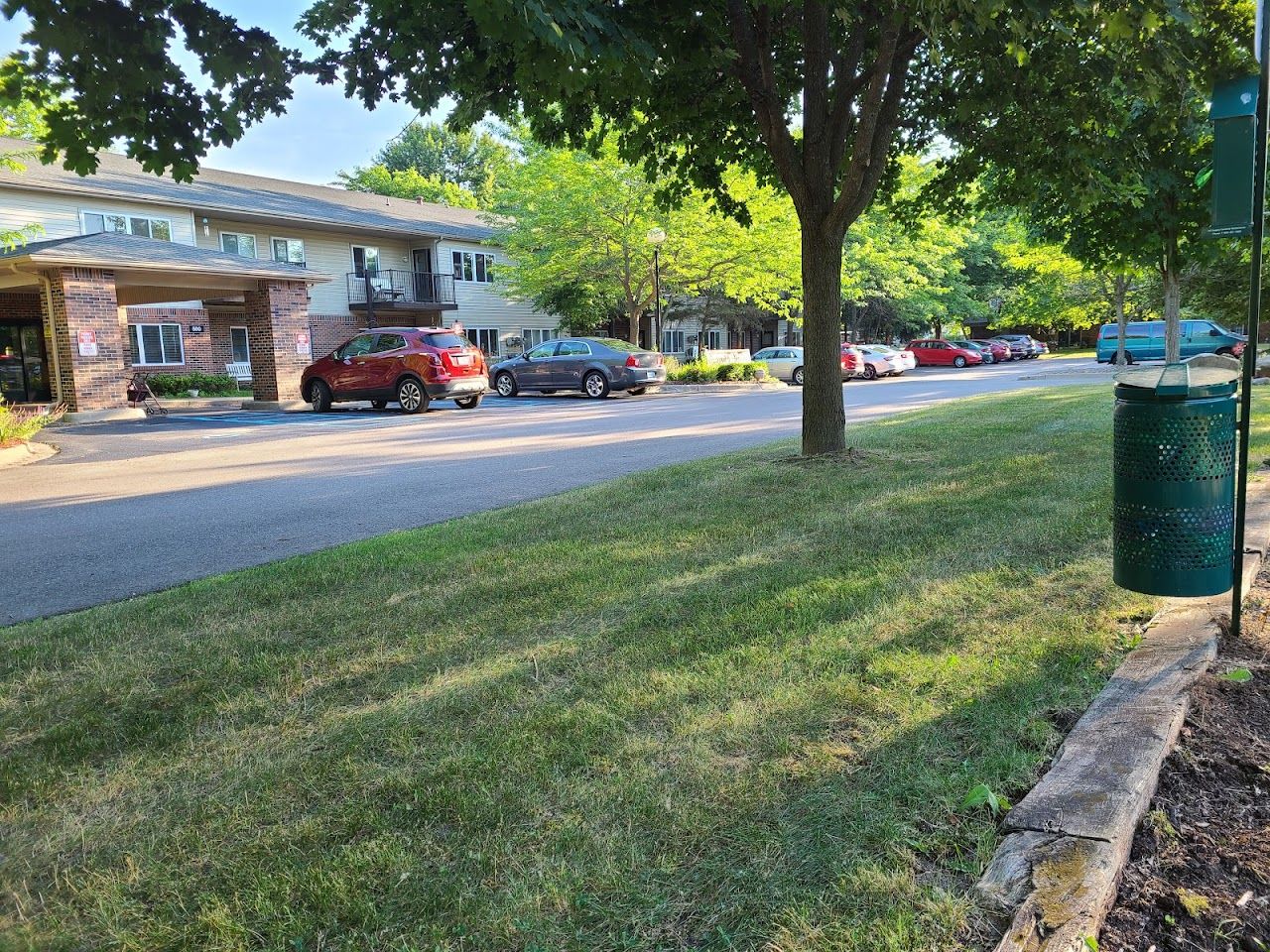 Photo of DAUNER HAUS. Affordable housing located at 428 DAUNER HAUS ST FENTON, MI 48430