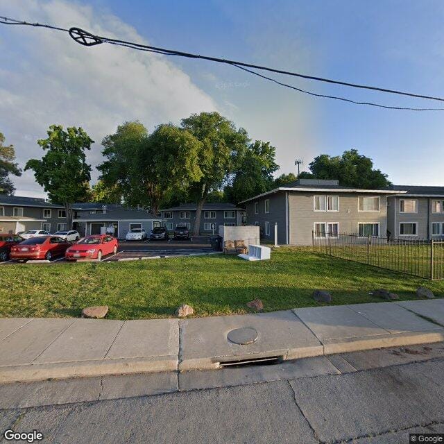 Photo of TRACY VILLAGE APTS. Affordable housing located at 435 E SIXTH ST TRACY, CA 95376