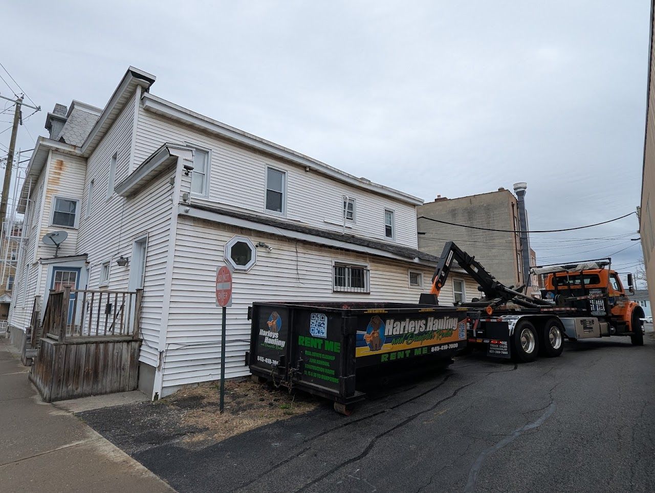 Photo of THE CEDARS APARTMENTS. Affordable housing located at 101-116 CLIFF ST WALDEN, NY 12586