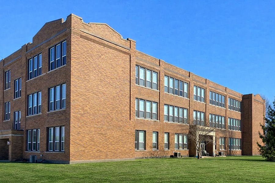 Photo of Lincoln Park Apartments. Affordable housing located at 600 W North St Greenfield, IN 46140