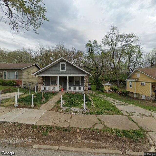 Photo of 6733 ASKEW AVE at 6733 ASKEW AVE KANSAS CITY, MO 64132