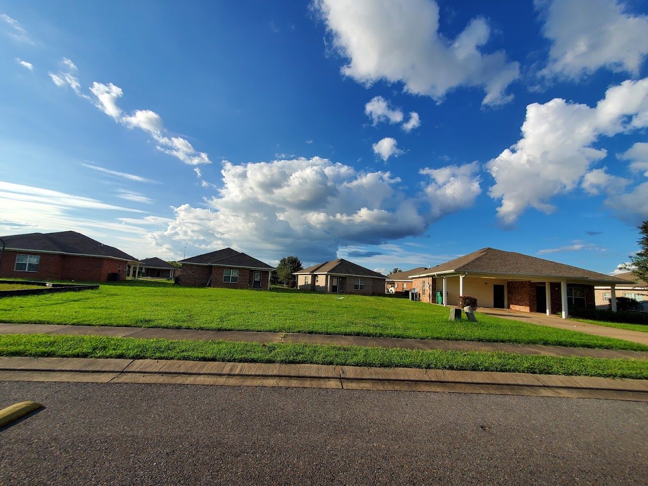 Photo of CARLYLE PLACE at 4305 CARLYLE LOOP ALEXANDRIA, LA 71302