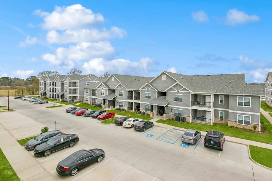 Photo of Sherwood Oaks Apartments Homes at 10950 Darryl Dr Baton Rouge, LA 70815