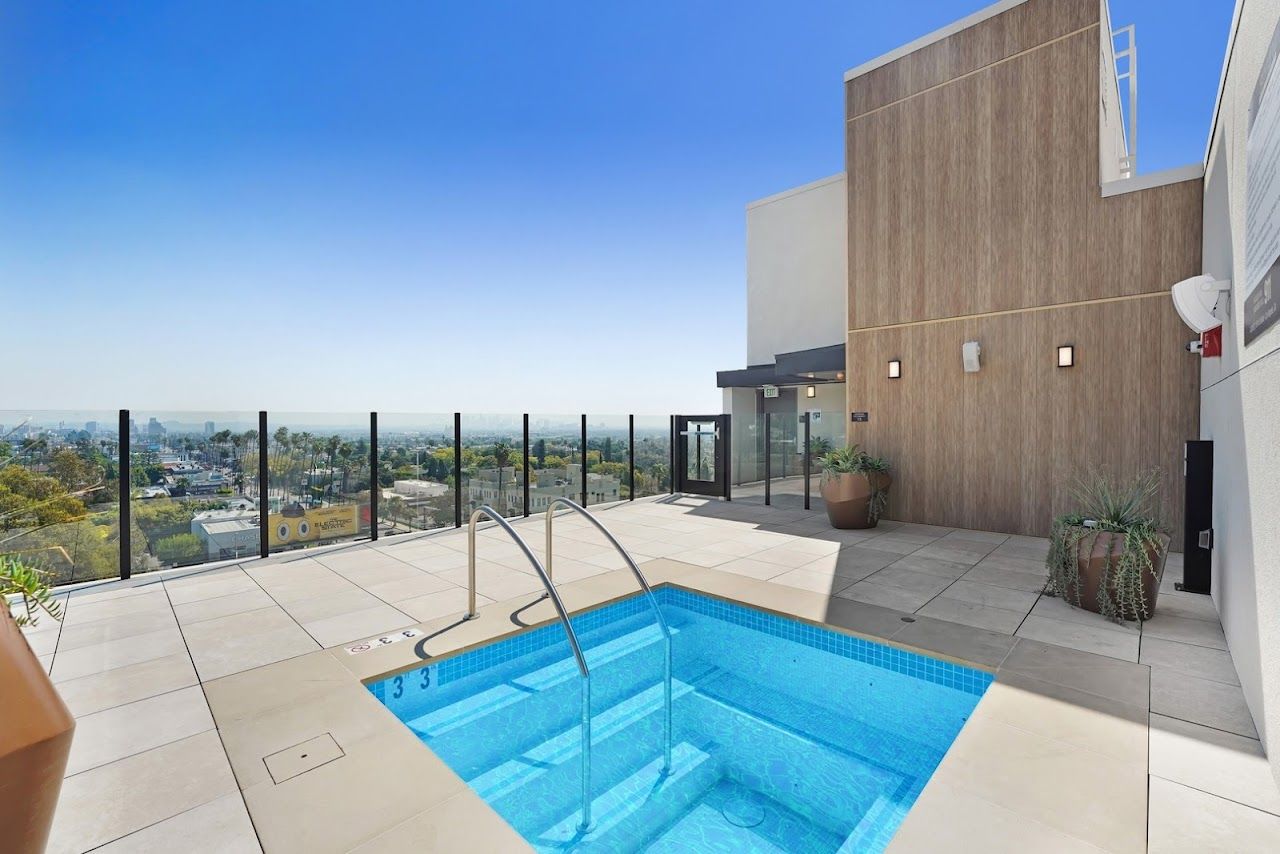 Photo of Skyview Sunset. Affordable housing located at 1511 N Fairfax Ave Los Angeles, CA 90046