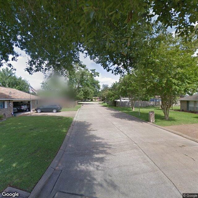 Photo of ROYAL CAMBRIDGE HOMES at 2705 & 2555 LOBLOLLY LANE ALEXANDRIA, LA 71303