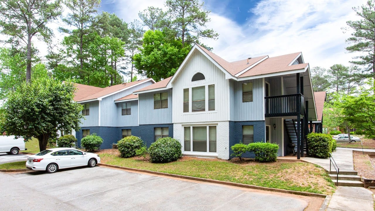 Photo of SALEM GLEN APTS III. Affordable housing located at 100 SALEM GLEN WAY SE CONYERS, GA 30013