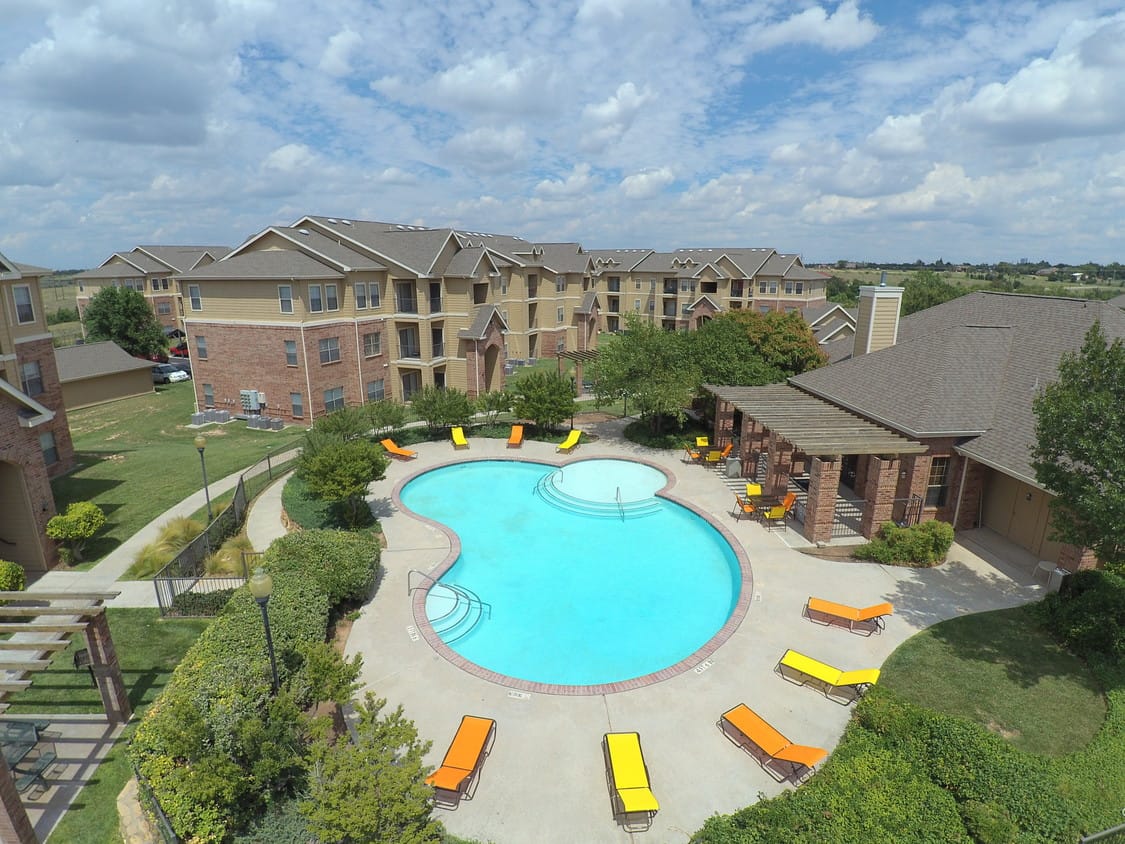 Photo of Plum Creek Apartments at 5900 Plum Creek Dr Amarillo, TX 79124