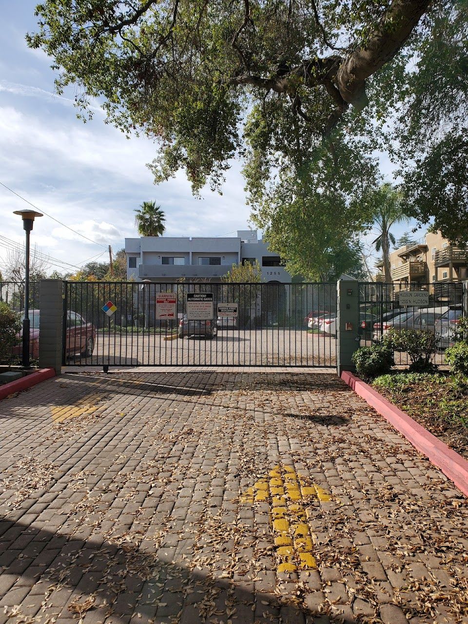 Photo of HUDSON OAKS. Affordable housing located at 1267 N HUDSON AVE PASADENA, CA 91104