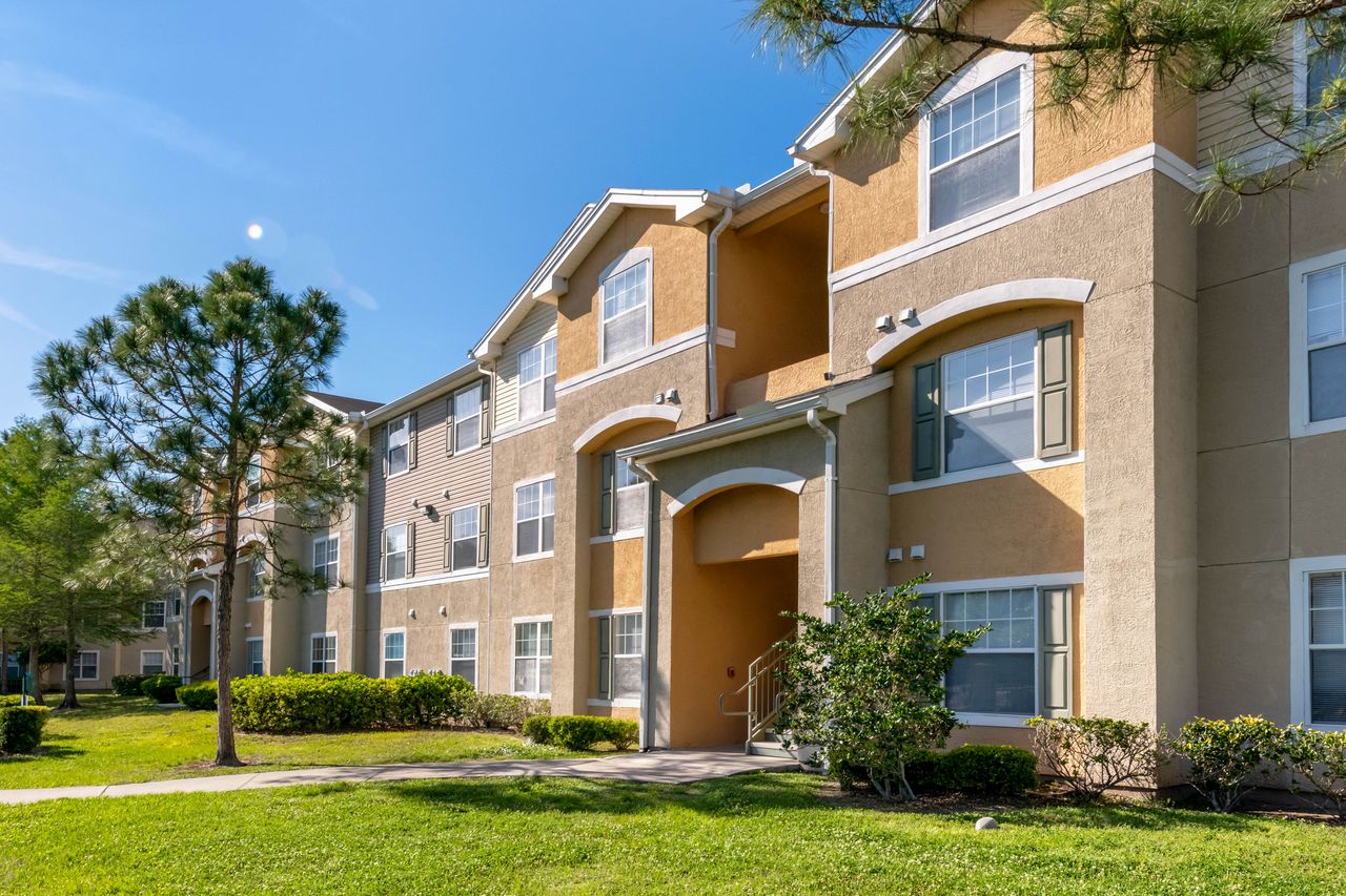 Photo of RYAN OAKS. Affordable housing located at 2678 ST JOHNS BLUFF RD S JACKSONVILLE, FL 32246