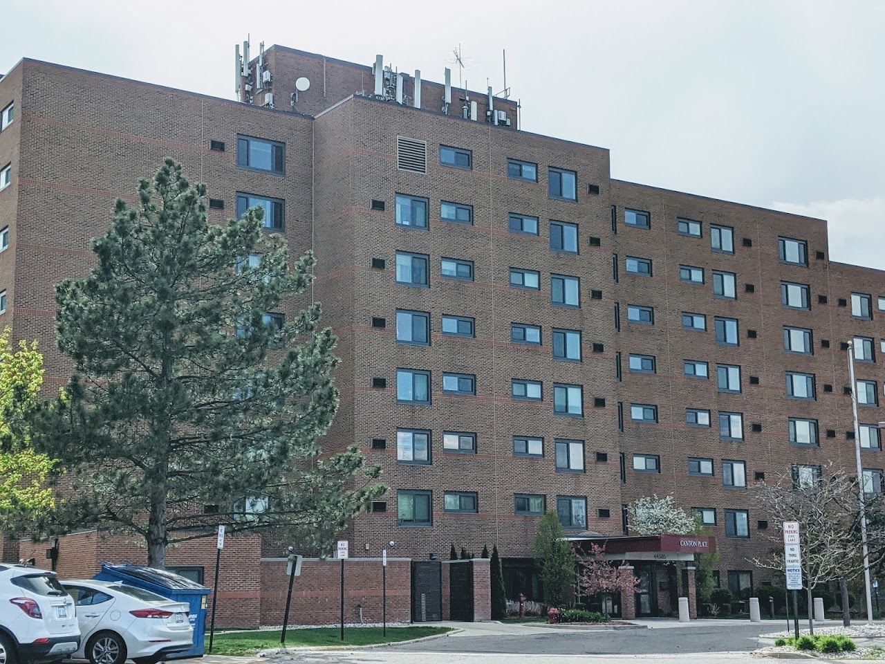 Photo of CANTON PLACE APARTMENTS. Affordable housing located at 44505 FORD ROAD CANTON TWP, MI 48187